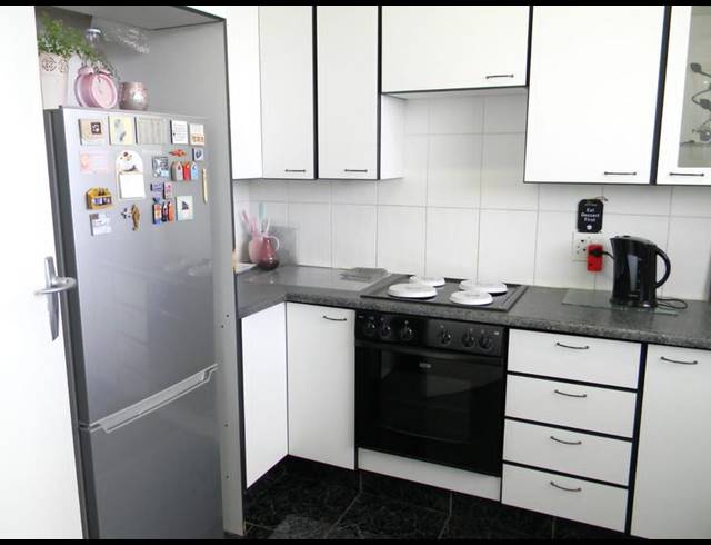 2 BEDROOM APARTMENT FOR SALE IN BEDFORD GARDENS